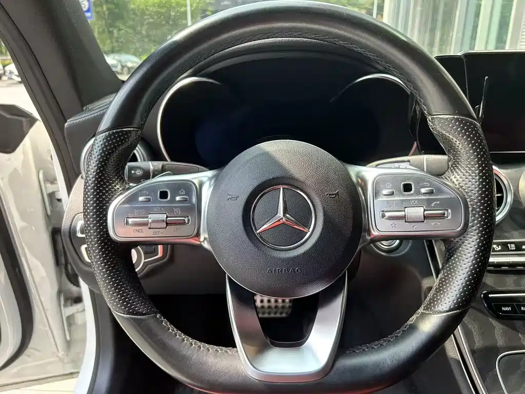 Mercedes-Benz C-Class 2019 — фото 10