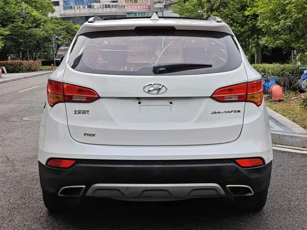 Hyundai Santa Fe 2013 — фото 13