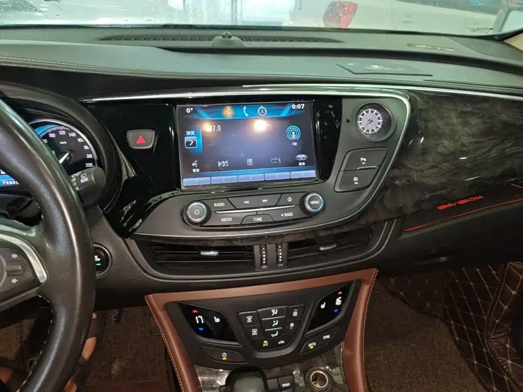 Buick Envision Plus 2016 — фото 13