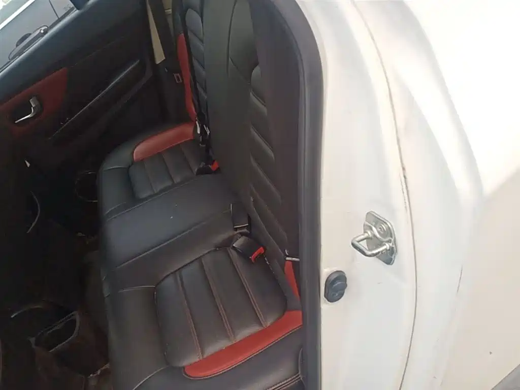 Haval H1 2015 — фото 17