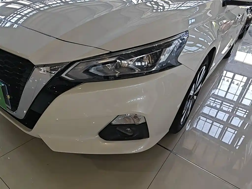 Nissan Teana 2022 — фото 24