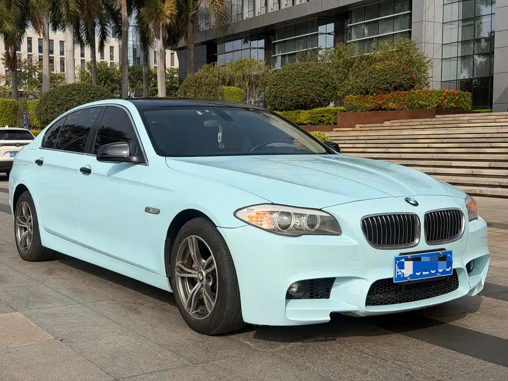 BMW 5 Series 2011