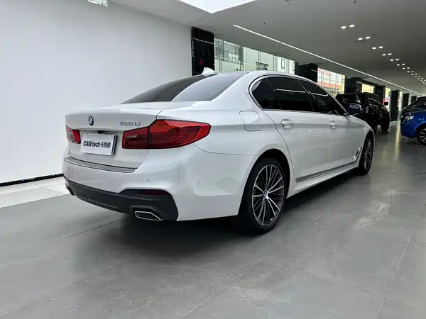 BMW 5 Series 2020