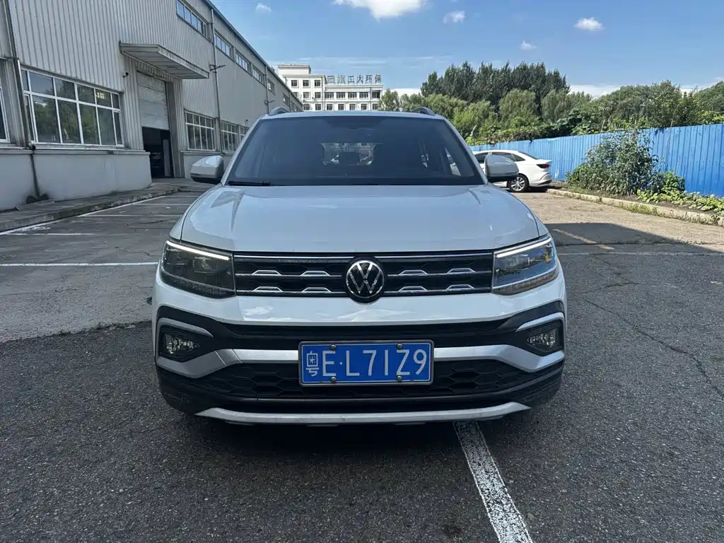 Volkswagen T-Cross 2023 — фото 2