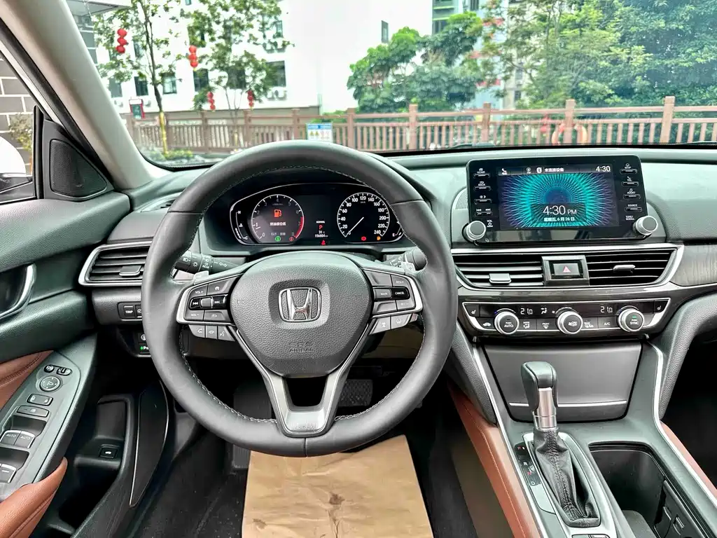 Honda Inspire 2019 — фото 17