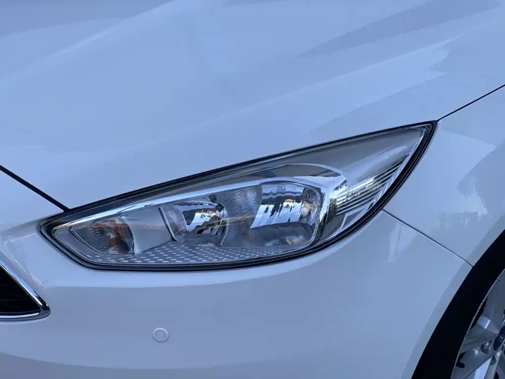 Ford Focus 2016 — фото 3