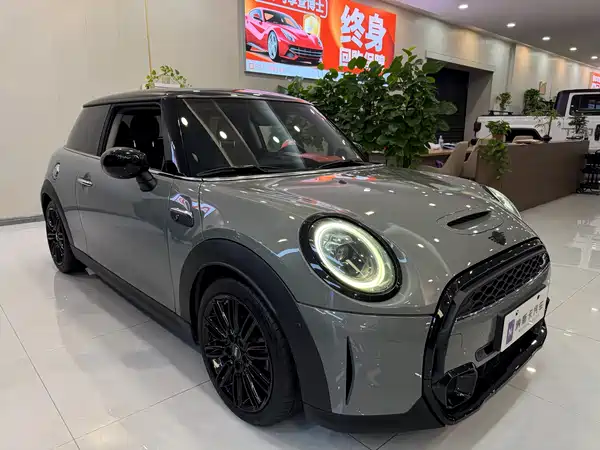 MINI MINI 2021