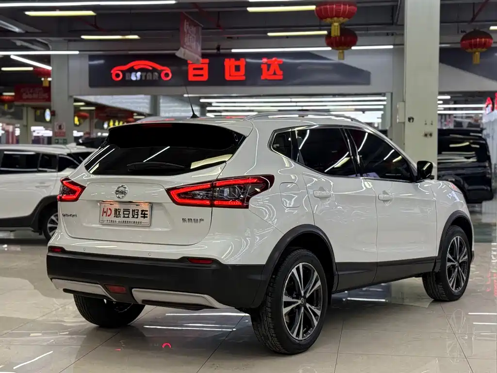 Nissan Qashqai 2022 — фото 2
