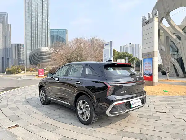 Hongqi HS3 PHEV 2024