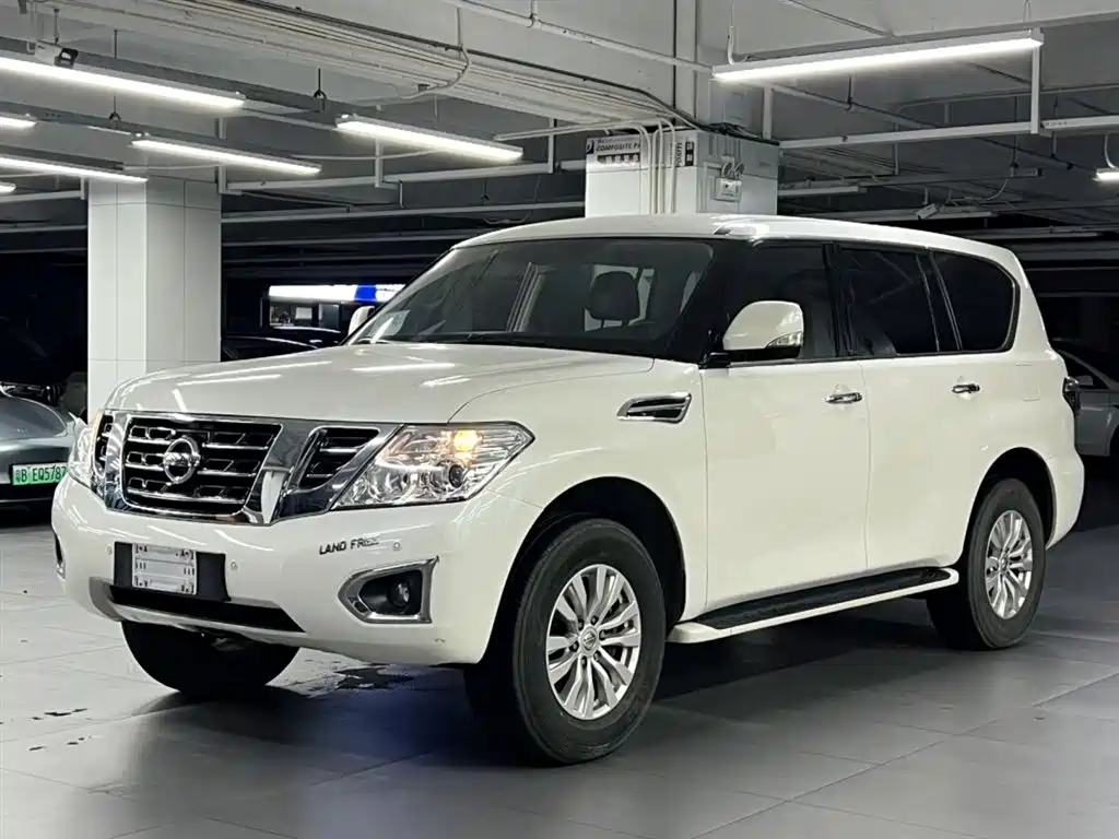 Nissan Patrol 2017 — фото 1