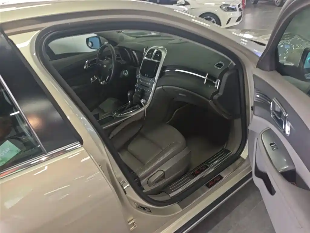 Chevrolet Malibu 2015 — фото 25