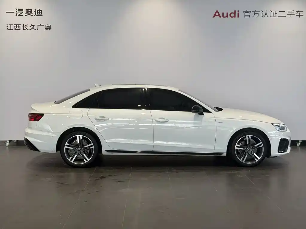 Audi A4L 2023 — фото 3