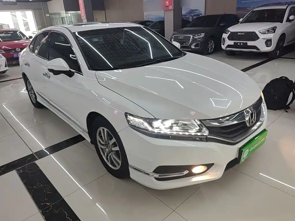 Honda Spirior 2017 — фото 4
