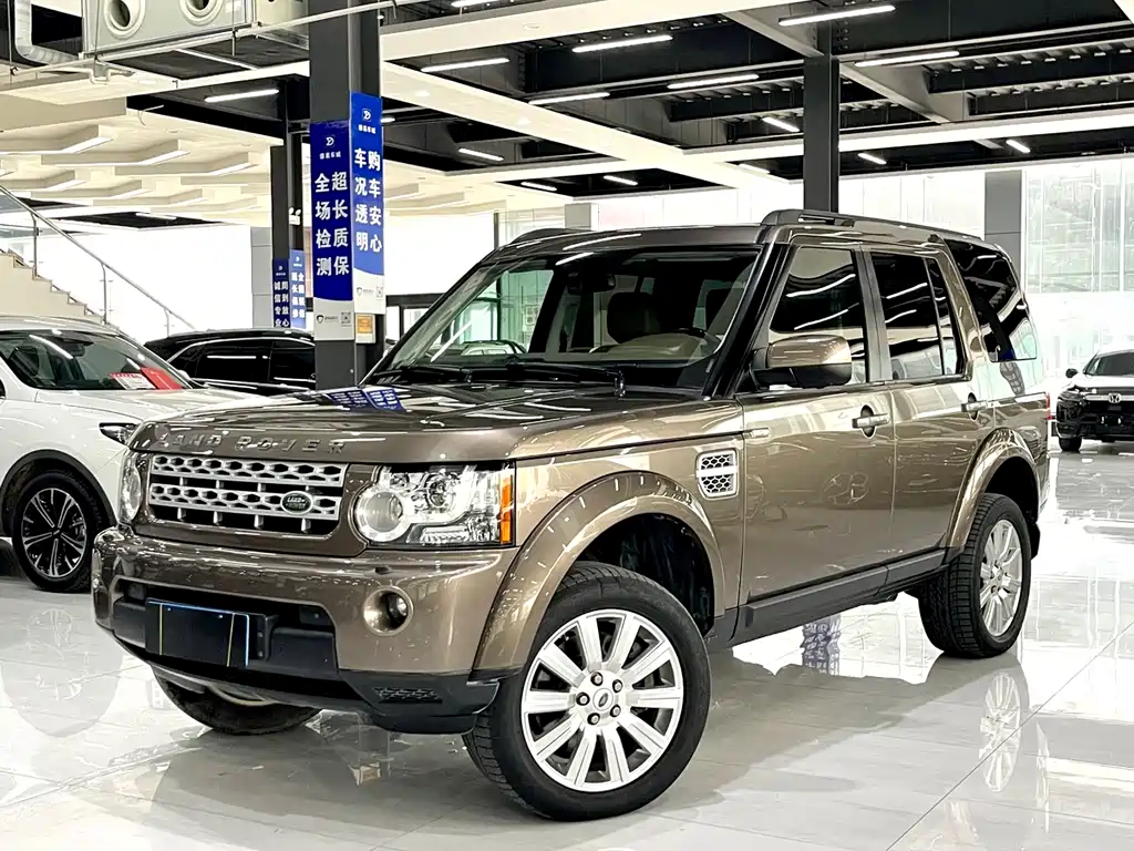 Land Rover Discovery 2012 — фото 1