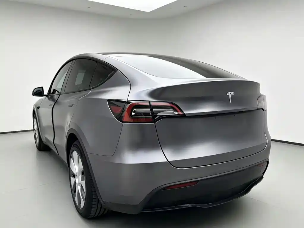 Tesla Model Y 2022 — фото 6