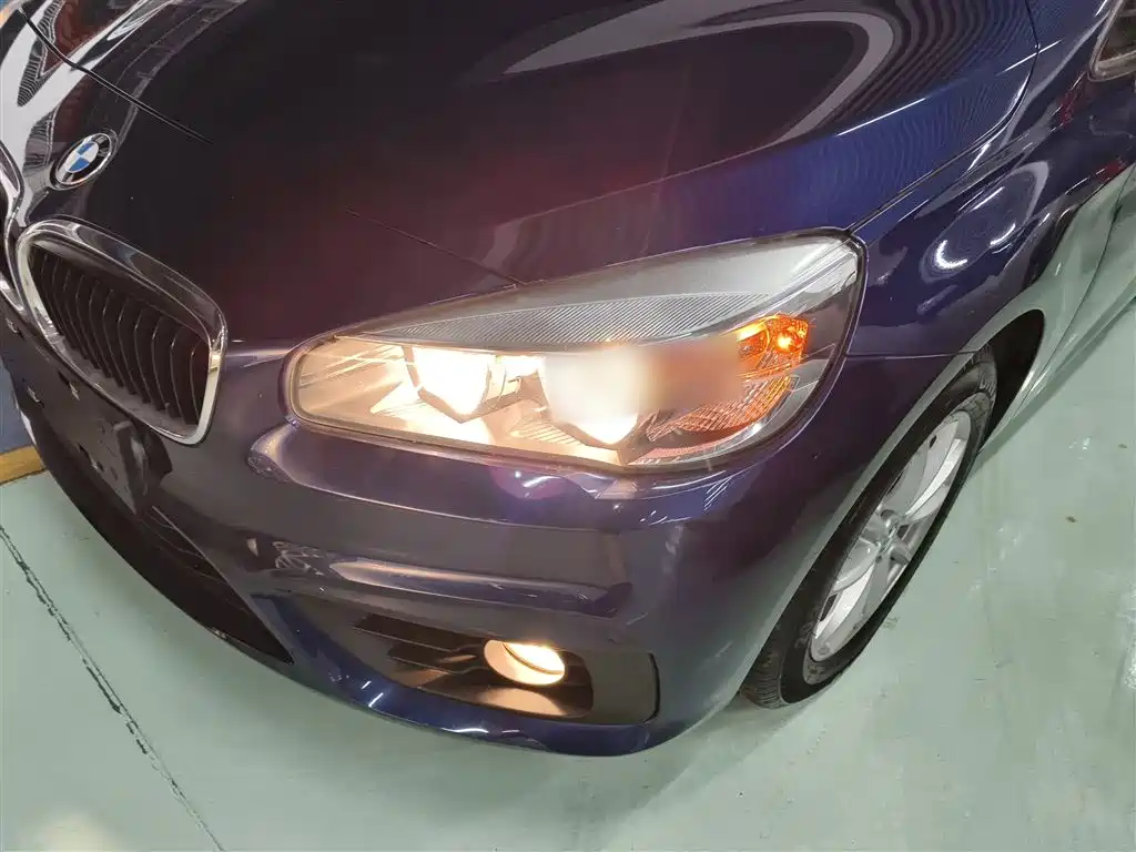 BMW 2 Series Active Tourer 2017 — фото 18