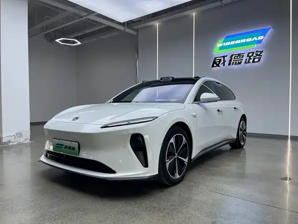 NIO ET5T 2025