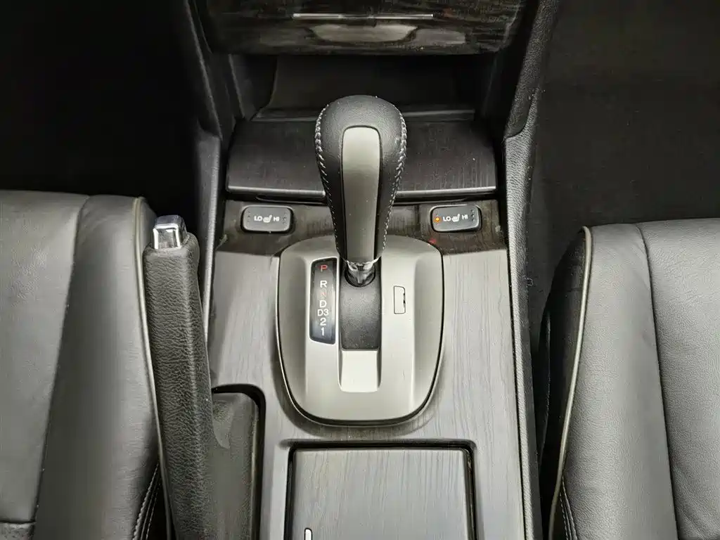 Honda Crosstour 2013 — фото 13