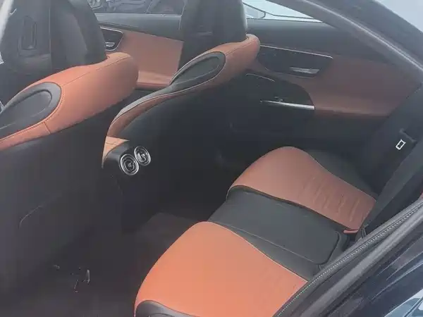 Mercedes-Benz C-Class 2022
