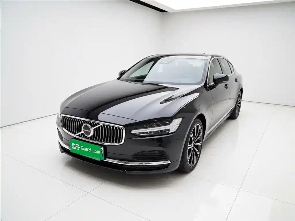 Volvo S90 PHEV 2021