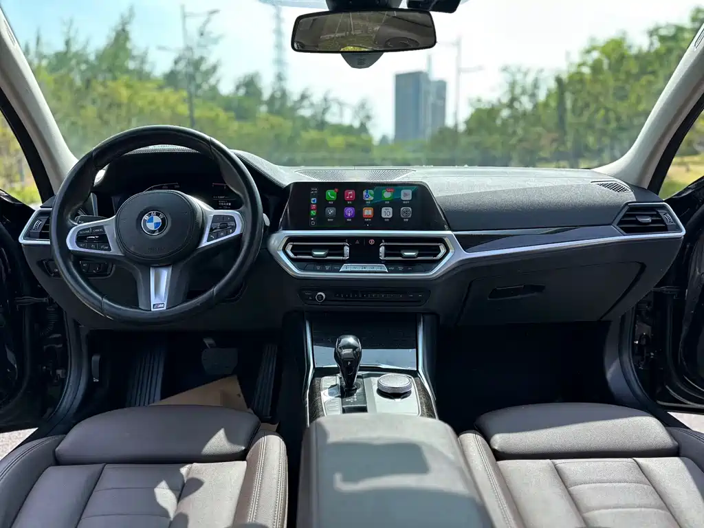 BMW 3 Series 2021 — фото 15