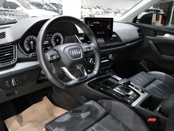 Audi Q5L 2022