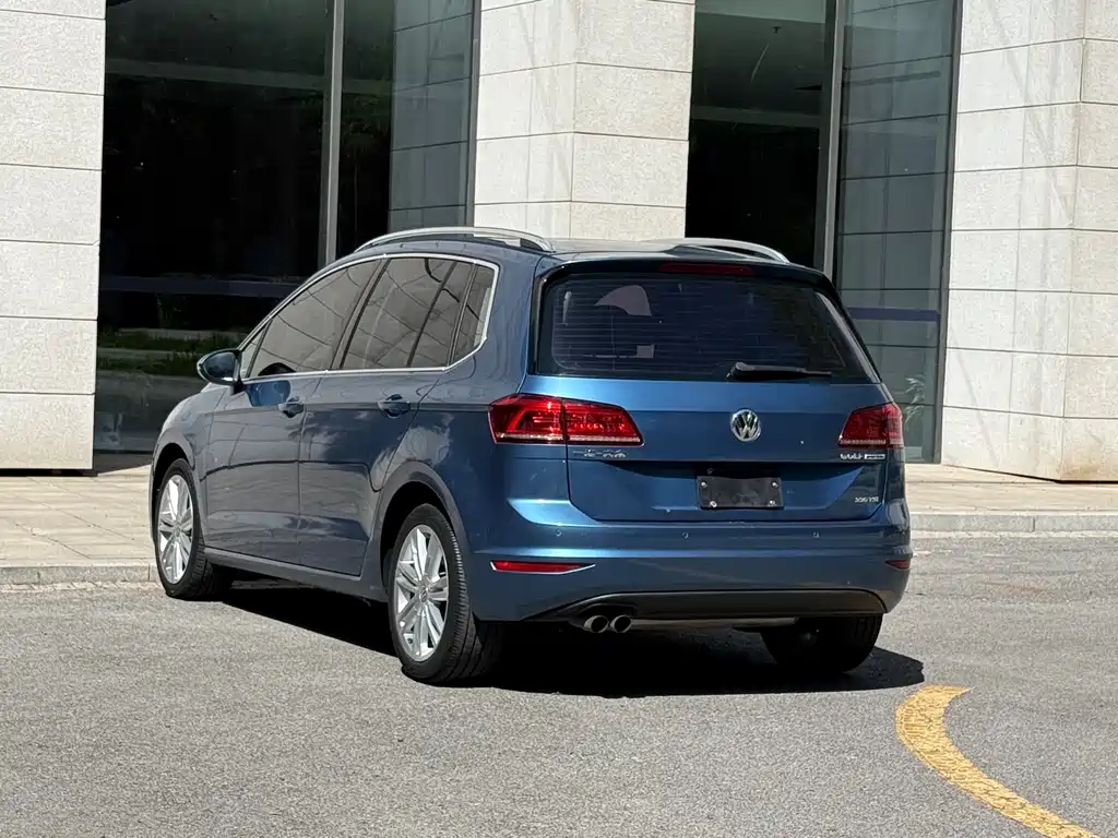 Volkswagen Golf Sportsvan 2018 — фото 18