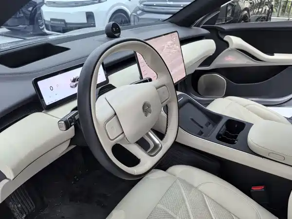 NIO ET5T 2025