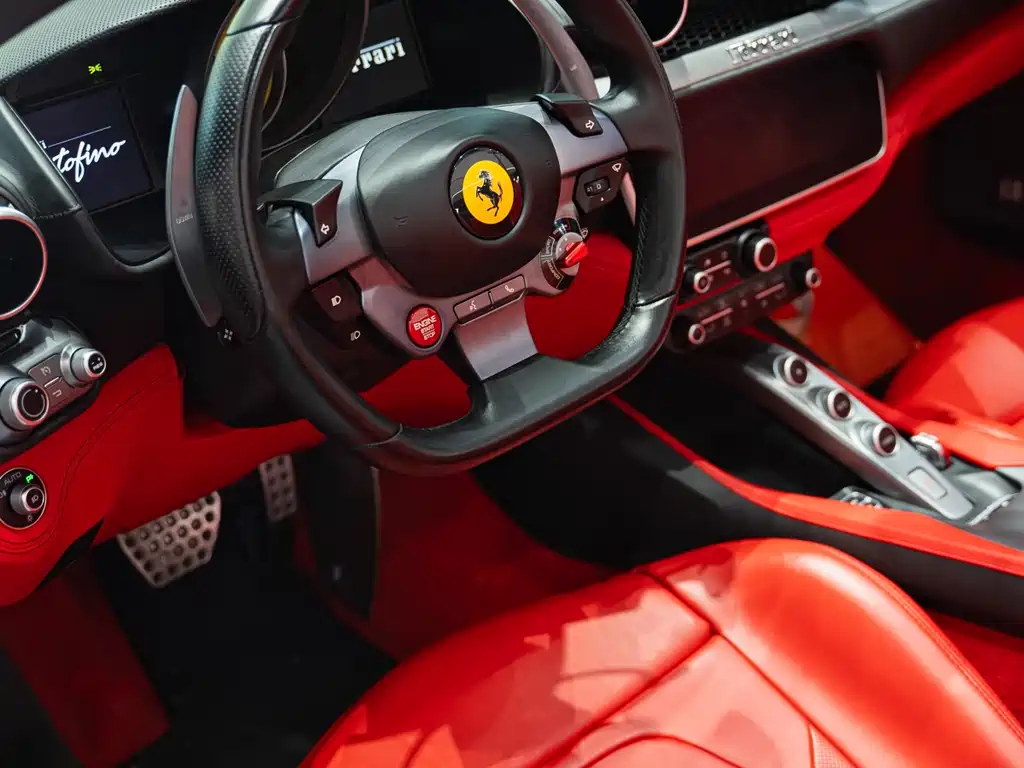 Ferrari Portofino 2019 — фото 18
