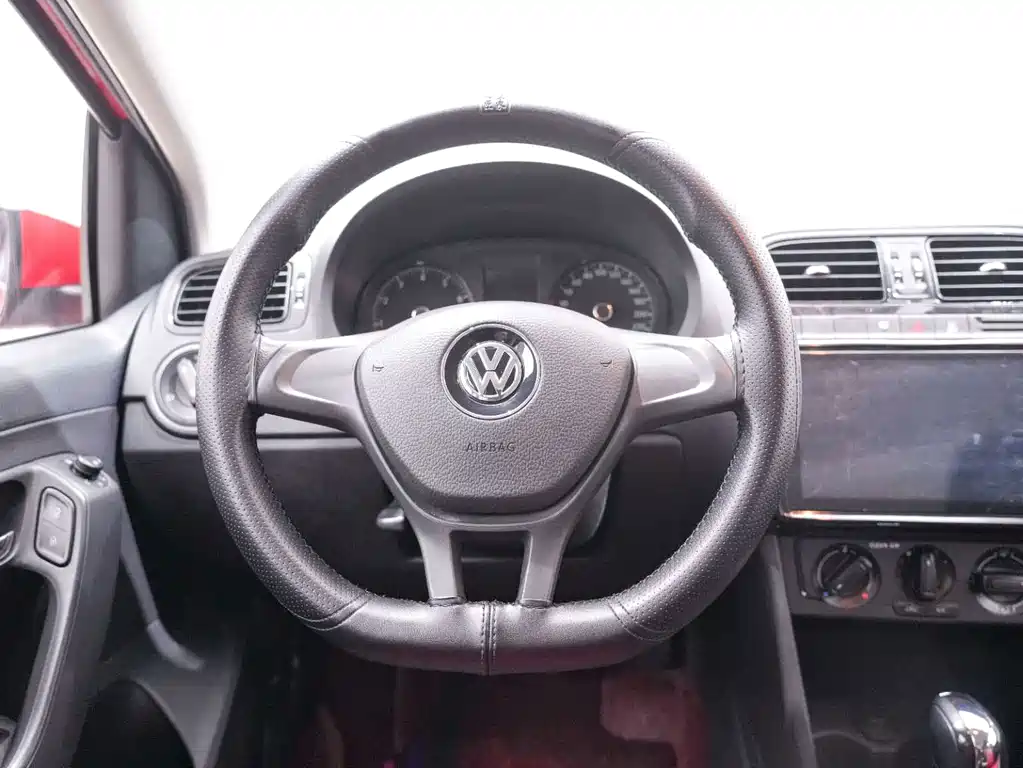 Volkswagen Polo 2019 — фото 17