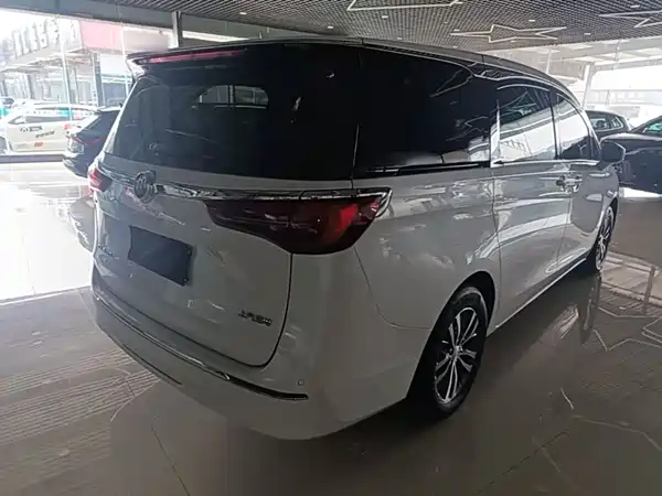 Buick GL8 2022