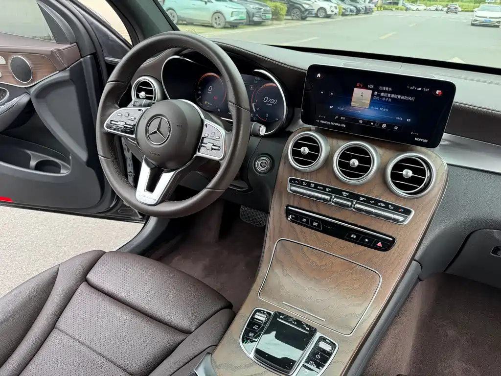Mercedes-Benz GLC 2022 — фото 21