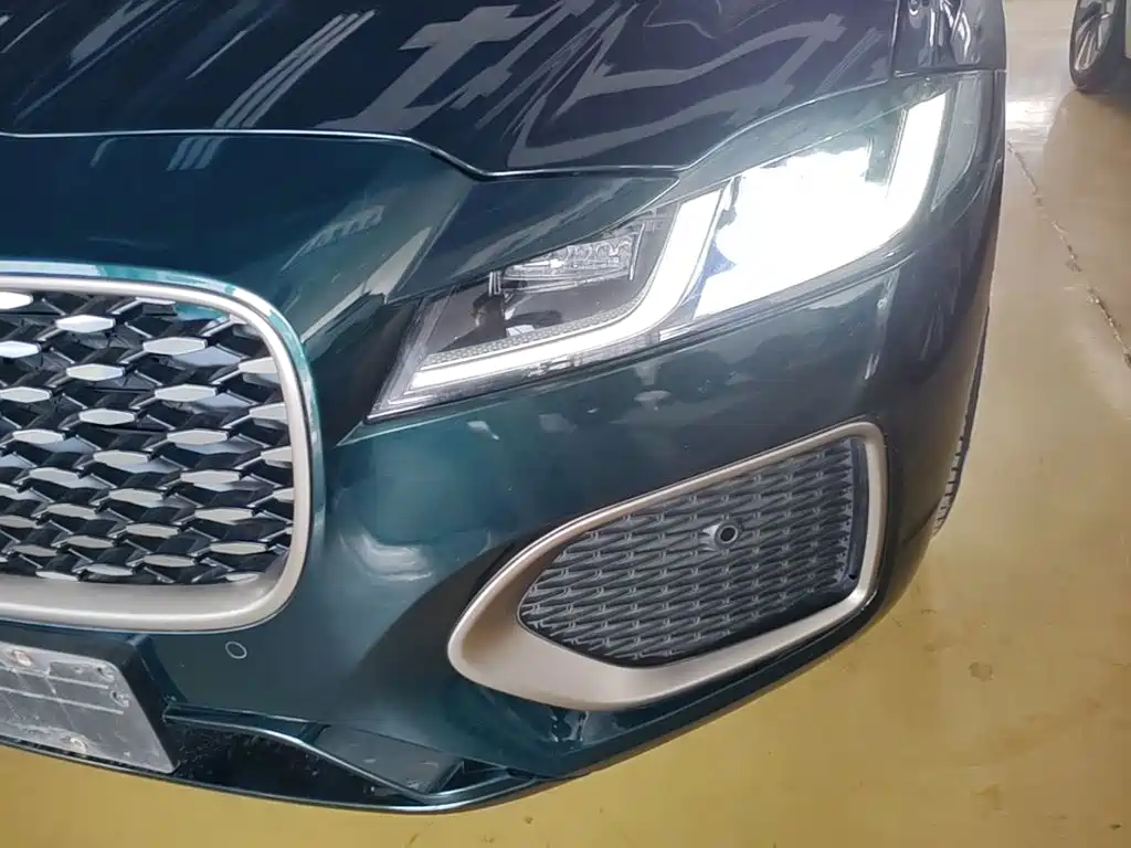 Jaguar XFL 2024 — фото 18