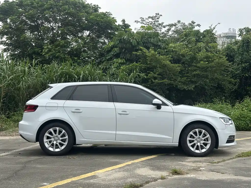 Audi A3 2017 — фото 11