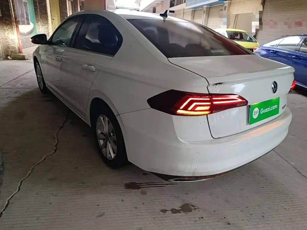 Volkswagen Bora 2021