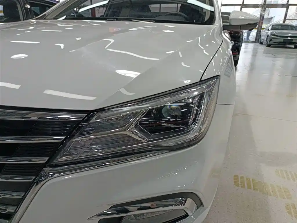 Roewe i5 2020 — фото 24