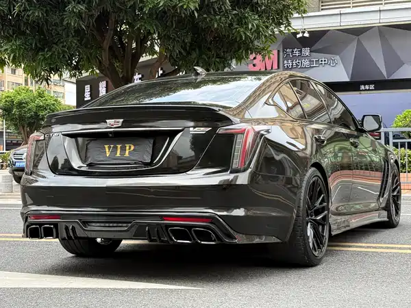 Cadillac CT5 2023