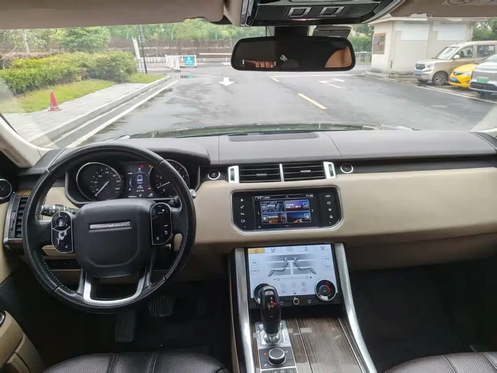 Land Rover Range Rover Sport 2017 — фото 5