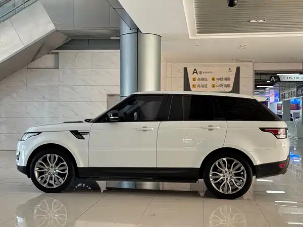 Land Rover Range Rover Sport 2016