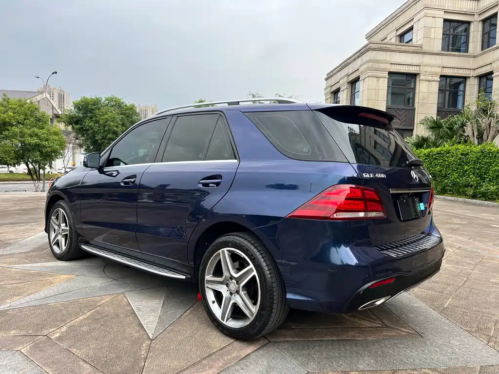 Mercedes-Benz GLE 2016 — фото 4