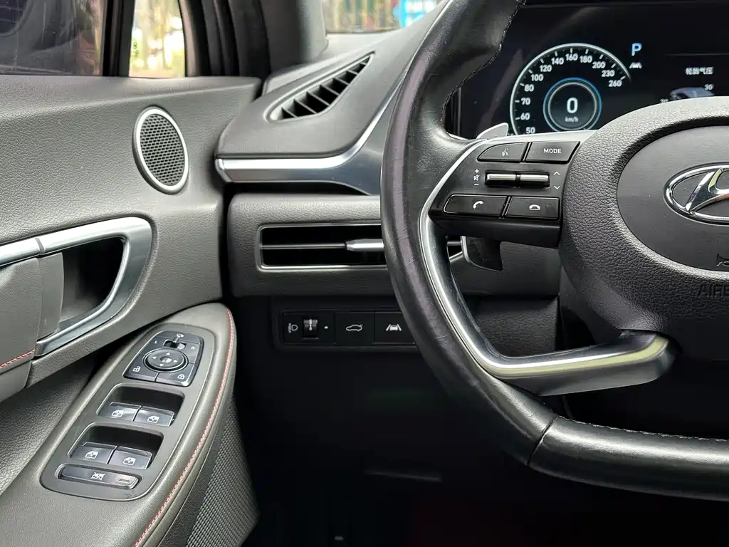 Hyundai Sonata 2022 — фото 15