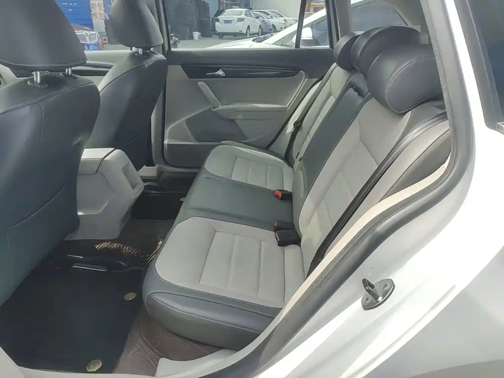Volkswagen Gran Lavida 2015 — фото 17