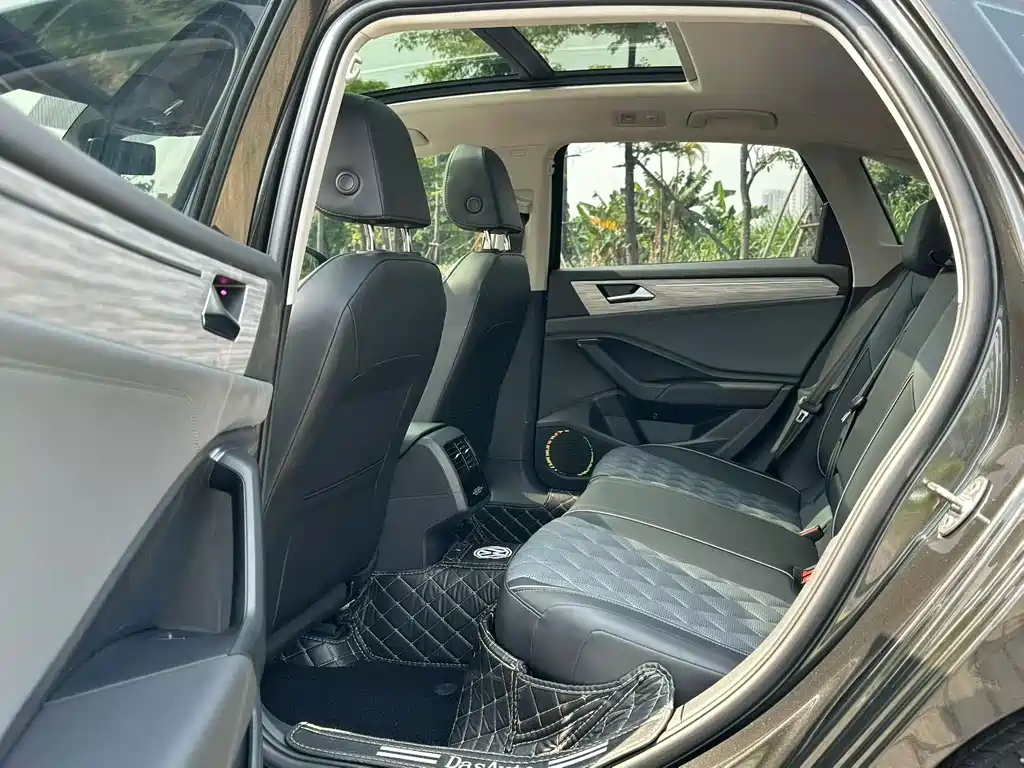 Volkswagen Sagitar 2023