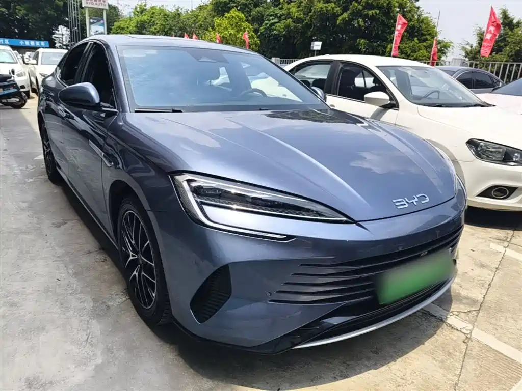 BYD Seal 07 DM-i 2024 — фото 4