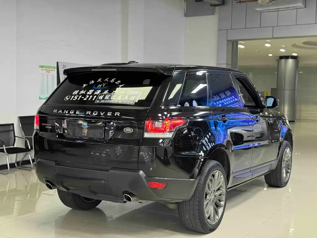 Land Rover Range Rover Sport 2015 — фото 14