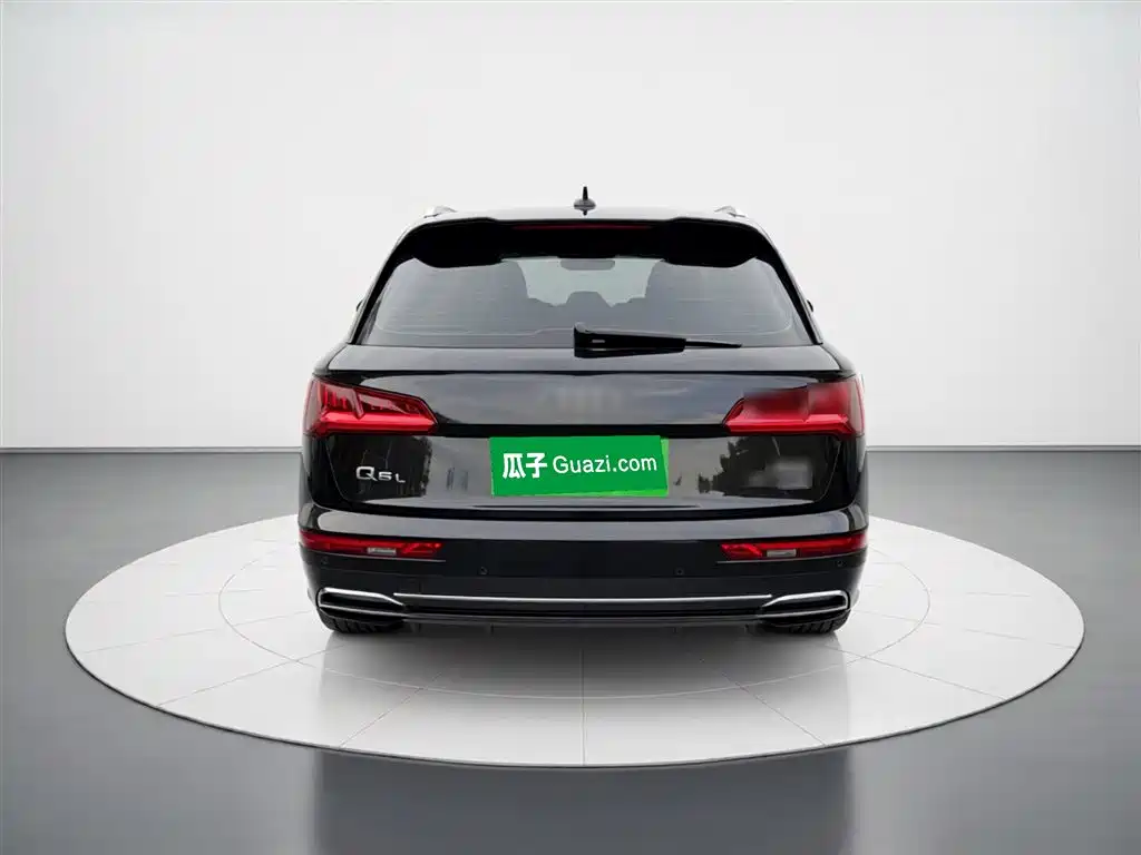 Audi Q5L 2019 — фото 3
