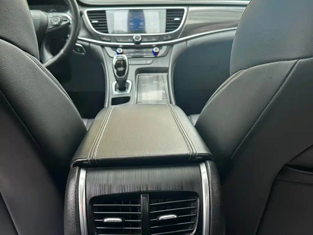 Buick LaCrosse 2021 — фото 12