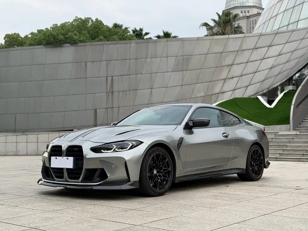 BMW M4 2023