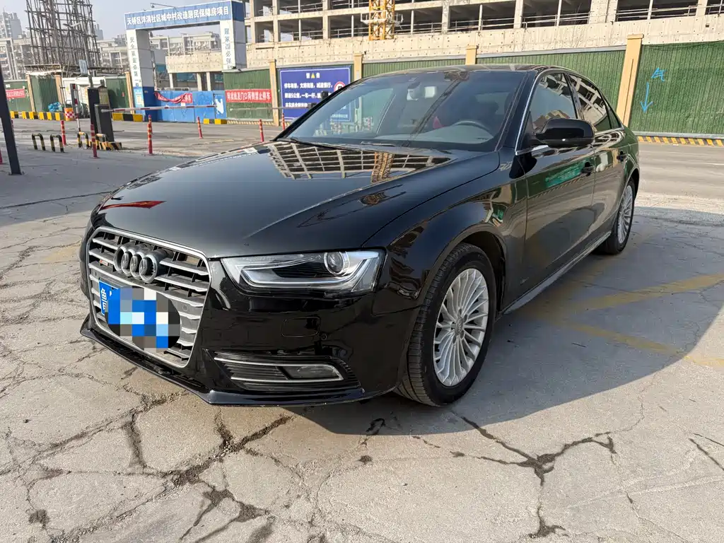 Audi A4L 2015
