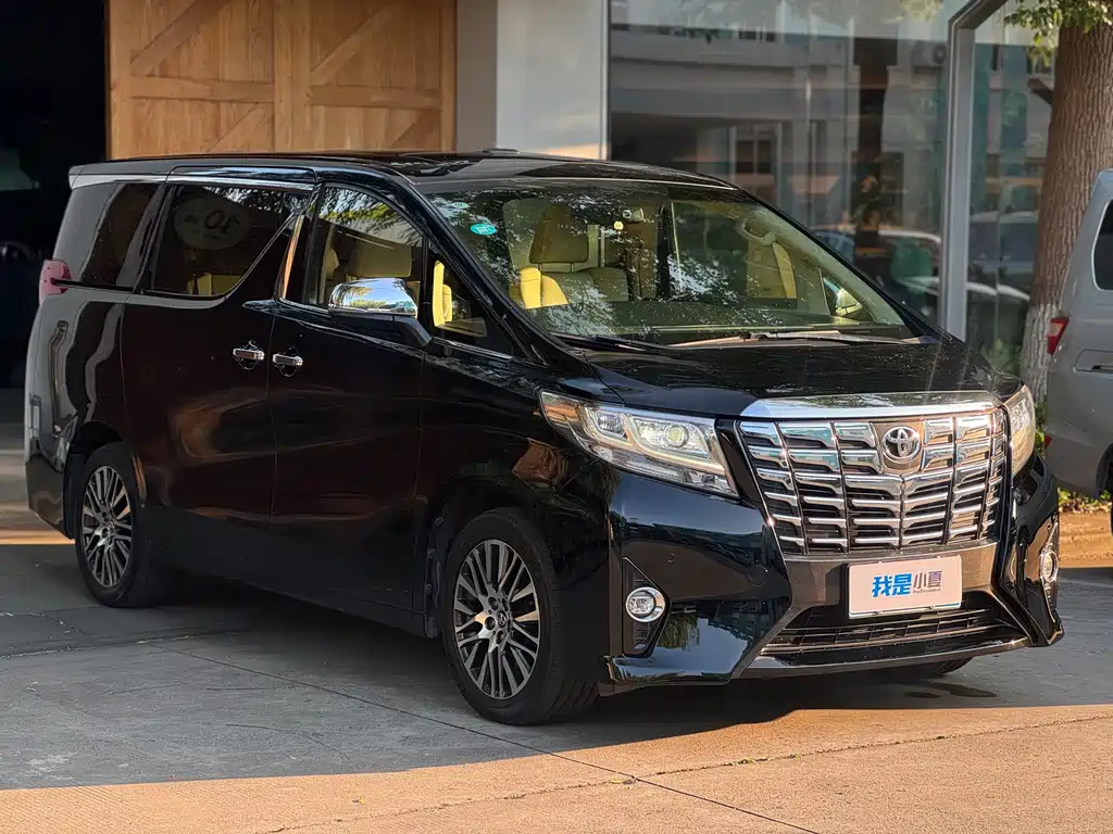 Toyota Alphard 2018 — фото 2